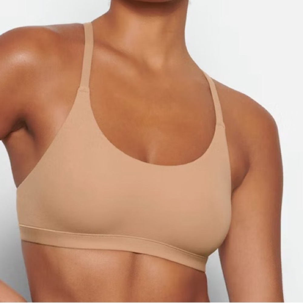 Skims Racerback Scoop Bralette